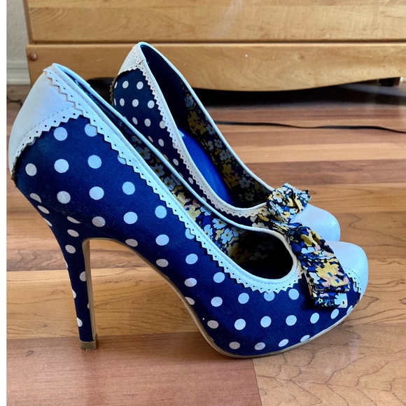 navy polka dot heels